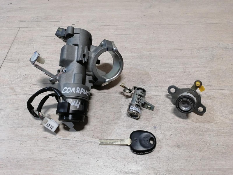 Solaris №4 замок зажигания к-кт