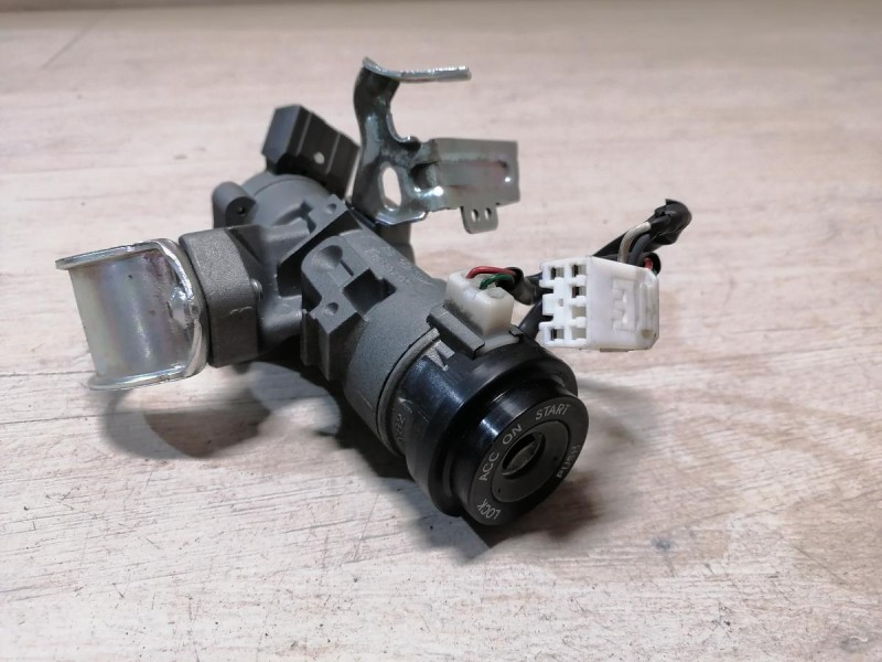 Solaris №4 замок зажигания к-кт