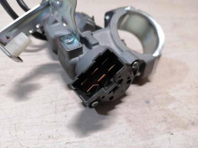 Solaris №4 замок зажигания к-кт