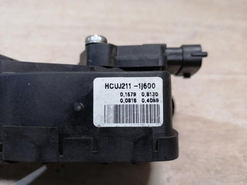 Solaris №4 педаль газа