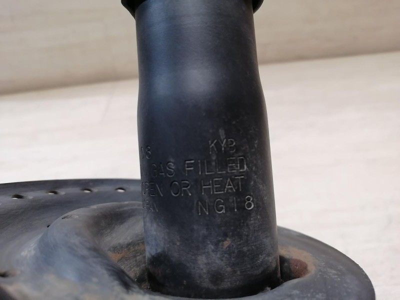 Solaris №4 амортизатор передний правый не ориг