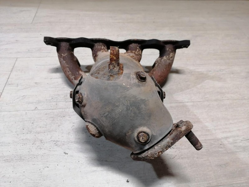 Solaris №4 коллектор выпускной катализатор