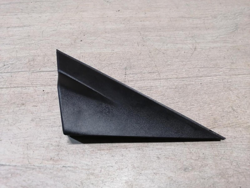 Solaris №4 накладка крыла передняя правая уголок