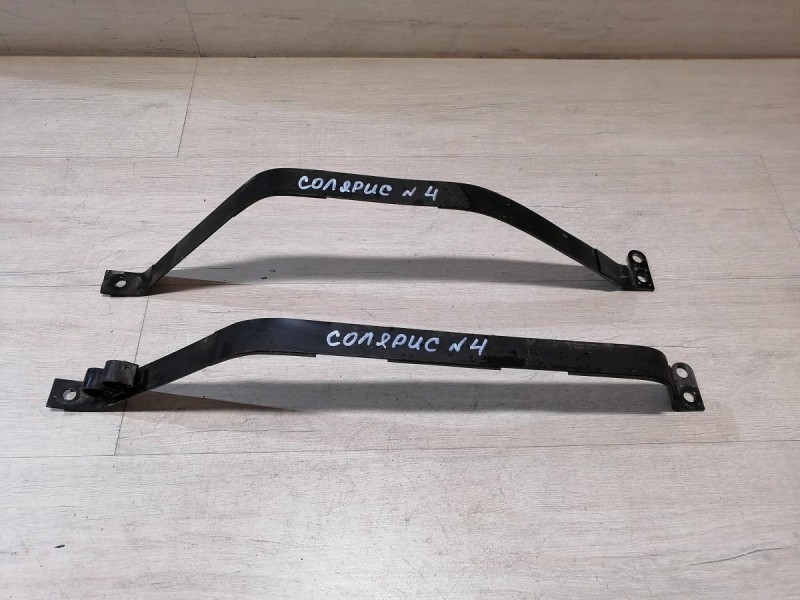 Solaris №4 крепление бензобака к-кт