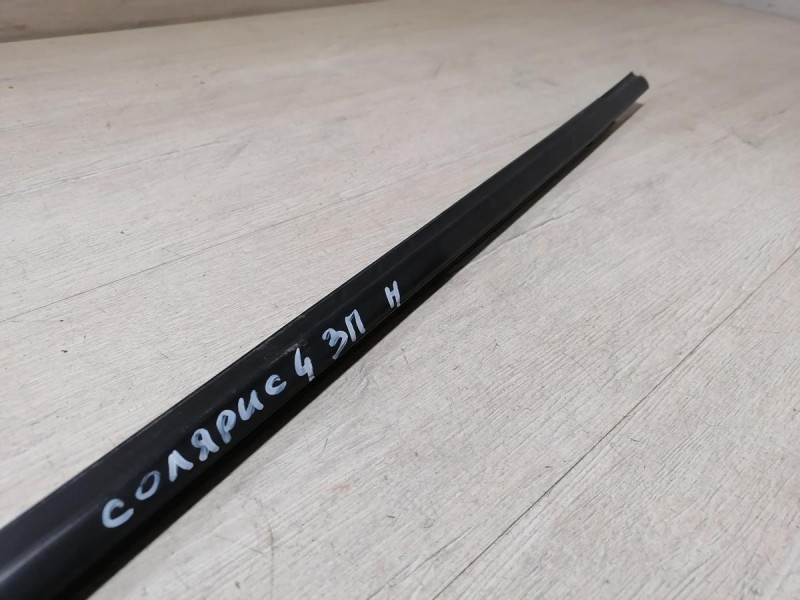 Solaris №4 бархотка наружная задняя правая