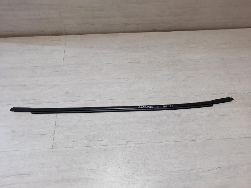 Solaris №4 бархотка наружная задняя левая