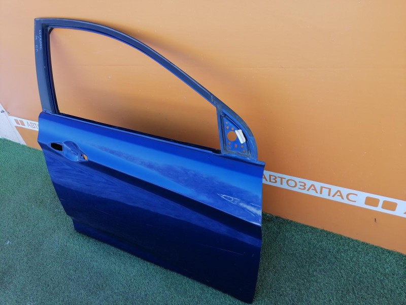 Solaris №4 дверь передняя правая деф