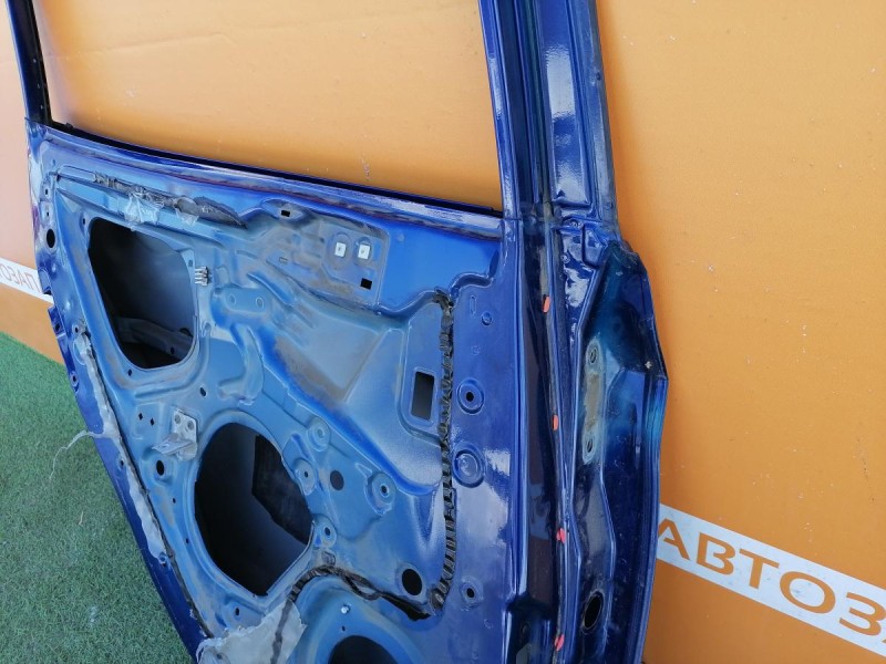 Solaris №4 дверь задняя левая деф