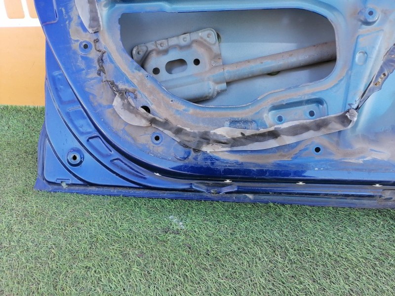 Solaris №4 дверь передняя левая деф