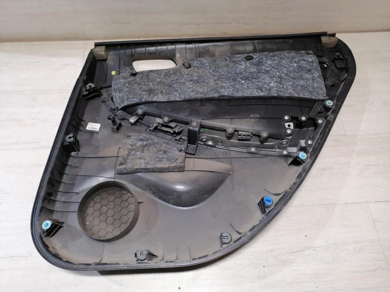 Solaris №4 обшивка двери задняя левая