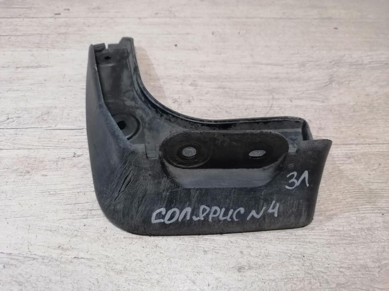 Solaris №4 брызговик задний левый деф