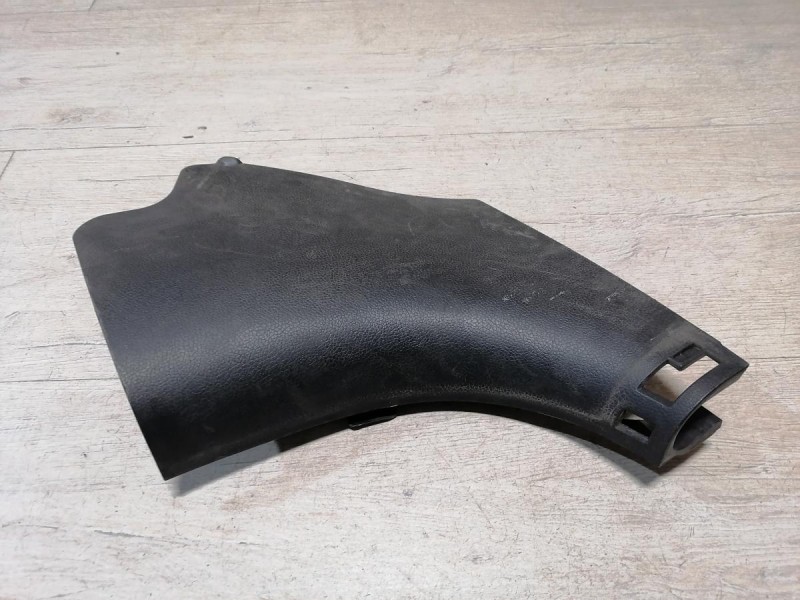 Solaris №4 обшивка передней стойки нижняя левая