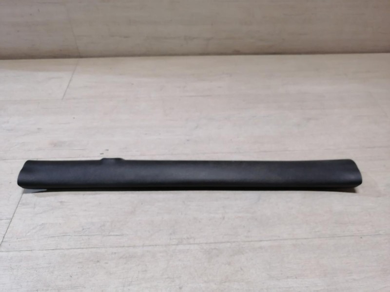 Solaris №4 обшивка порога передняя правая