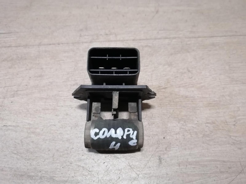 Solaris №4 резистор вентилятора охлаждения двигателя