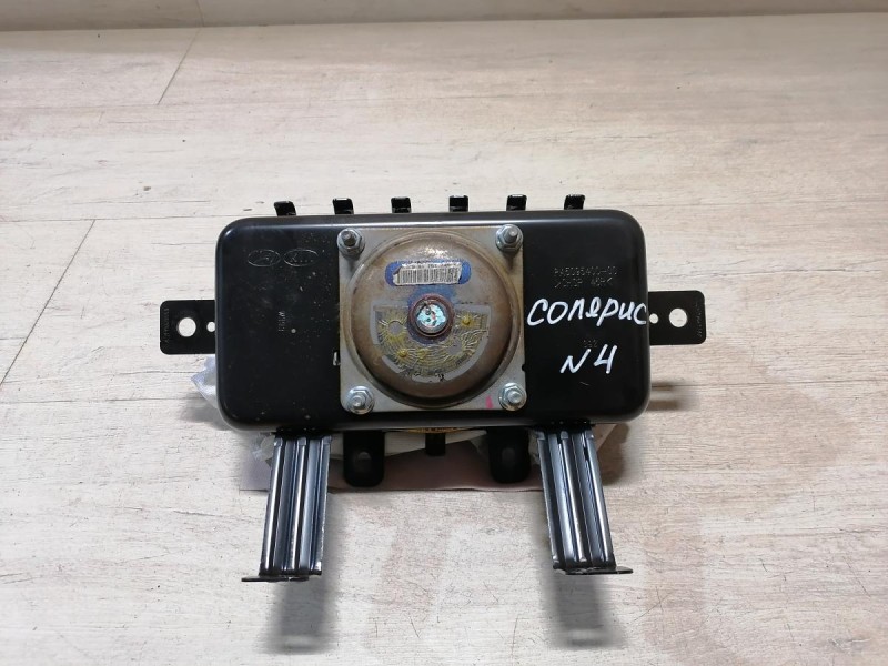 Solaris №4 подушка безопасности пассажира стрел