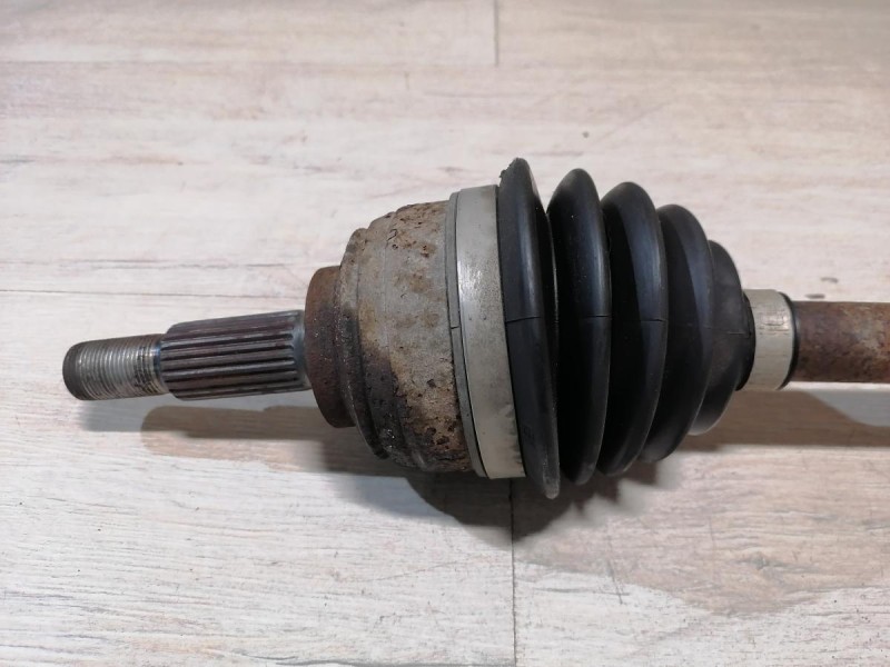 Logan №48 привод правый H4M