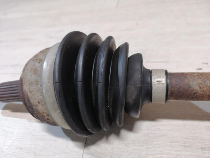 Logan №48 привод правый H4M