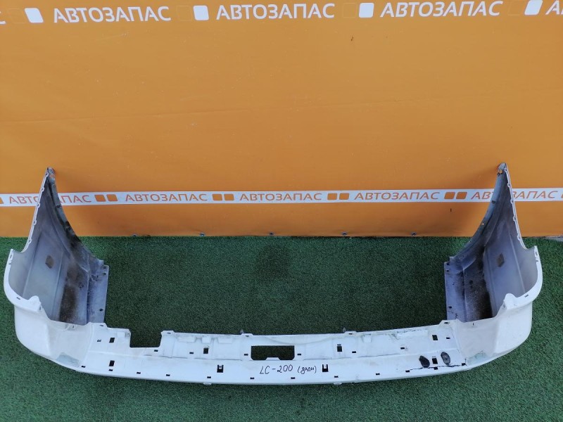 Land Cruiser 200 бампер задний деф
