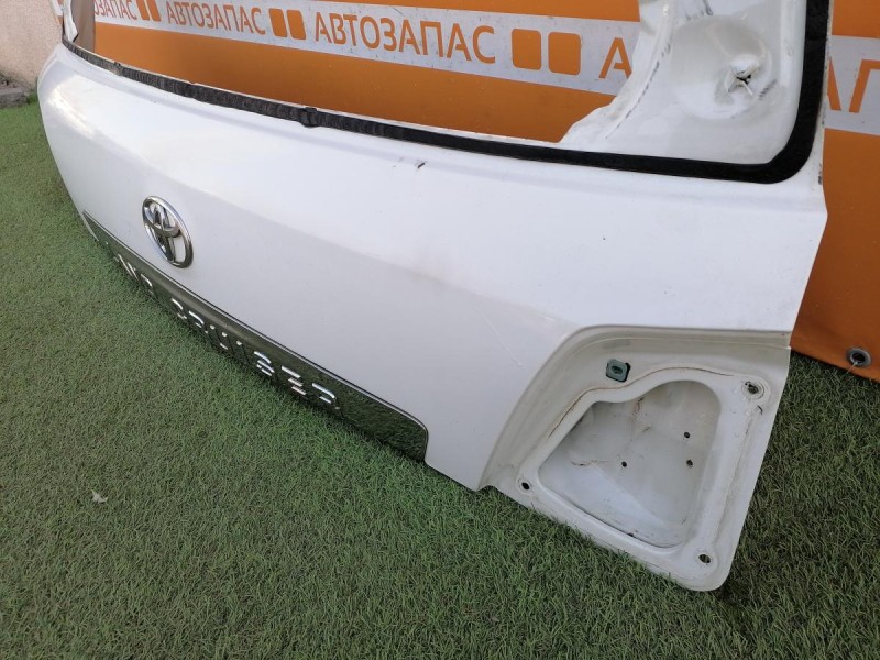 Land Cruiser 200 крышка багажника деф