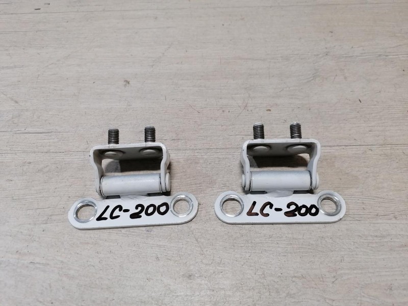 Land Cruiser 200 петля багажника