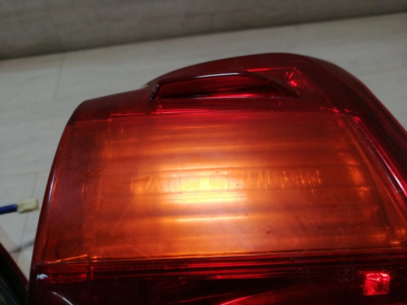 Land Cruiser 200 фонарь правый рест