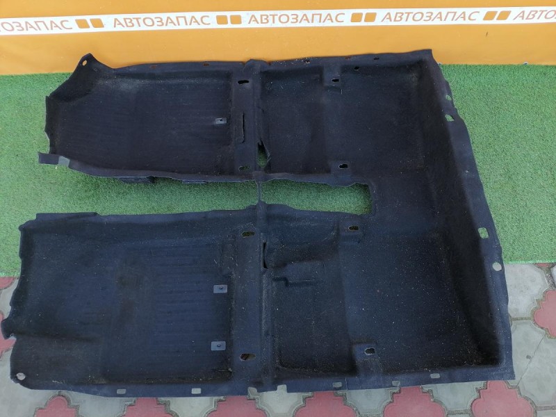 Solaris №4 пол салона