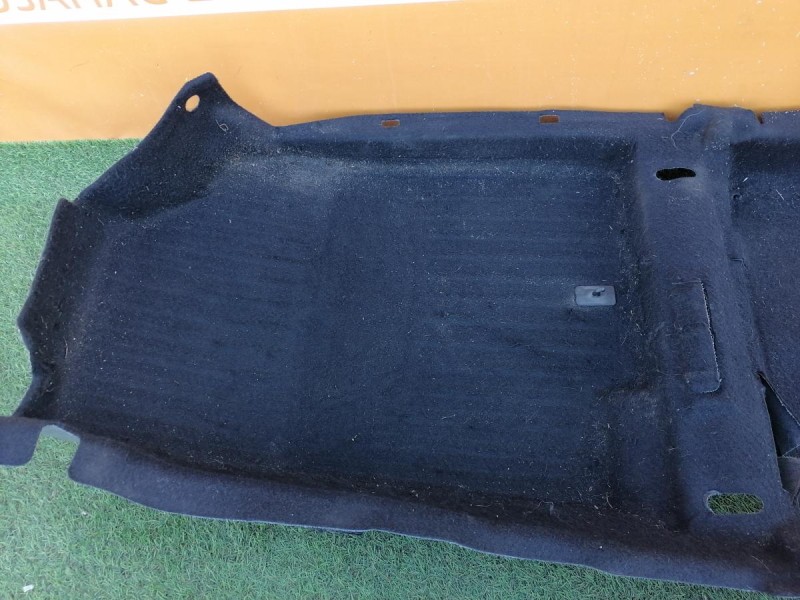 Solaris №4 пол салона