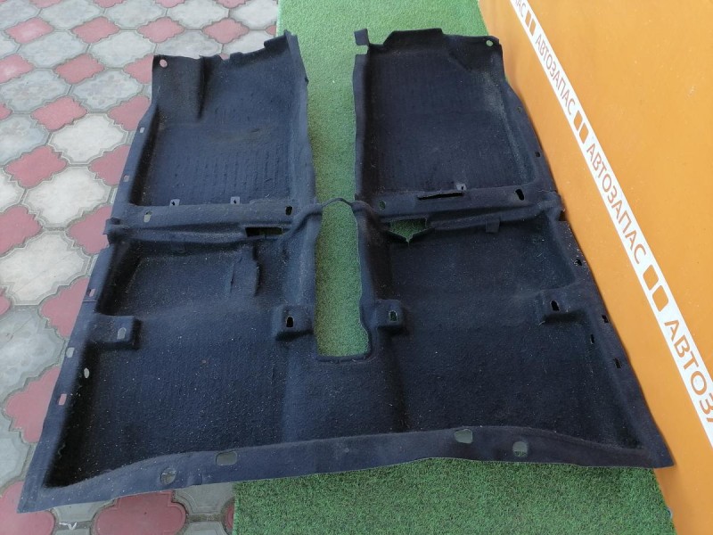 Solaris №4 пол салона