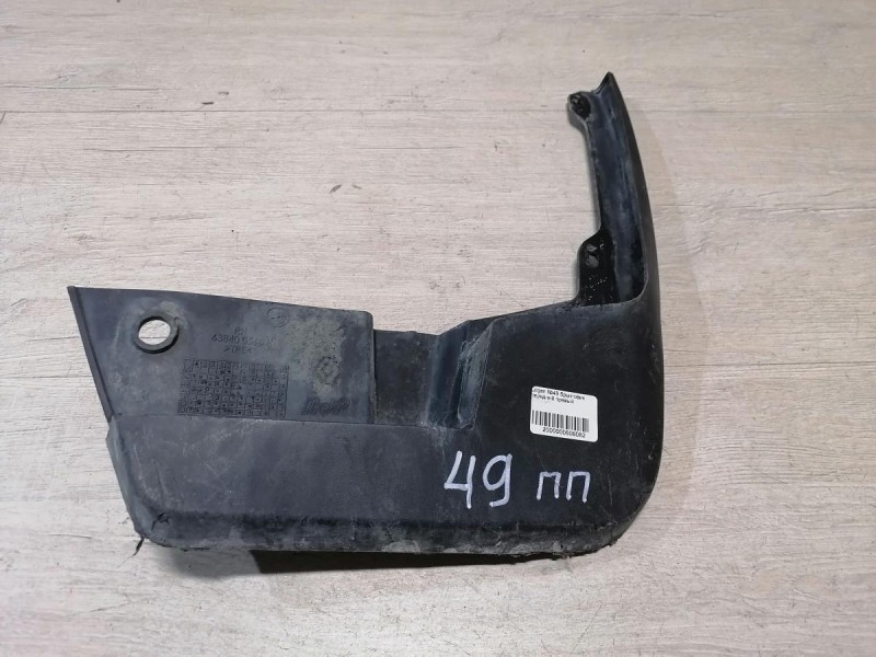 Logan №49 брызговик передний правый