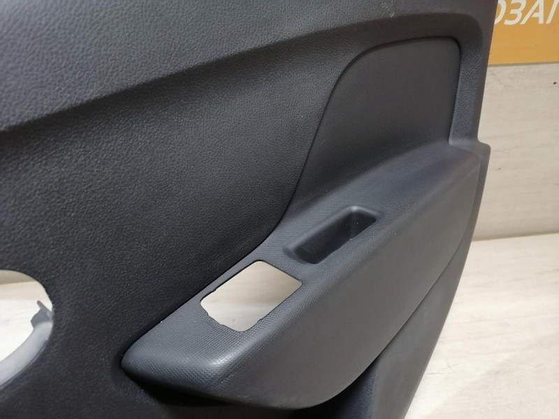 Logan №49 обшивка двери задняя правая эл