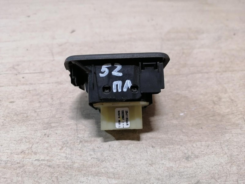 Logan 2 блок управления стеклоподъемниками