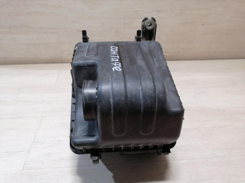 Santa FE корпус воздушного фильтра деф