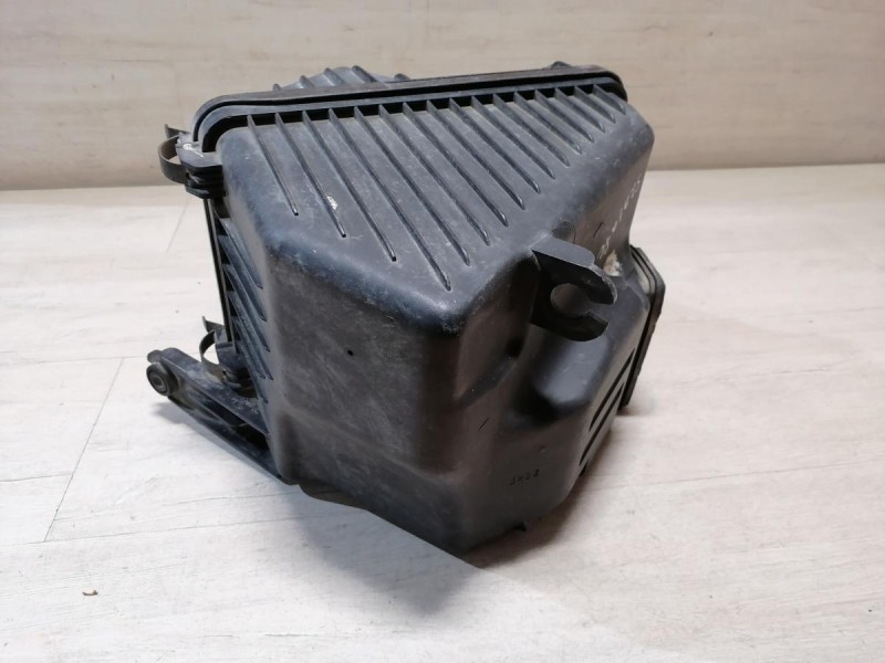 Santa FE корпус воздушного фильтра деф