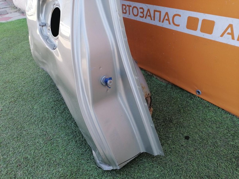 Sandero №12 крыло заднее правое деф