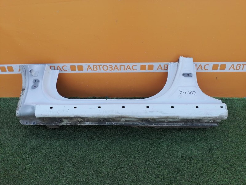 Rio 4 X-Line порог левый