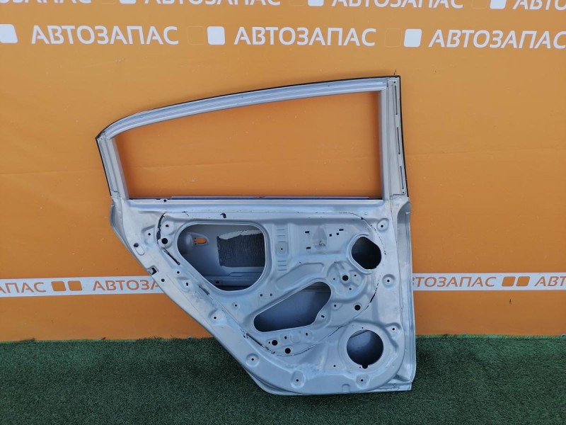 Rio 4 X-Line дверь задняя левая деф