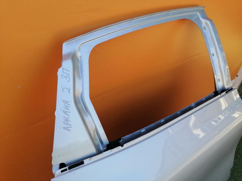 Arkana №2 дверь задняя правая