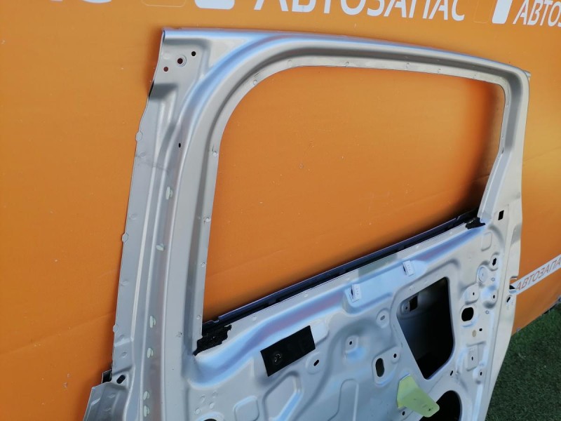 Arkana №2 дверь задняя правая