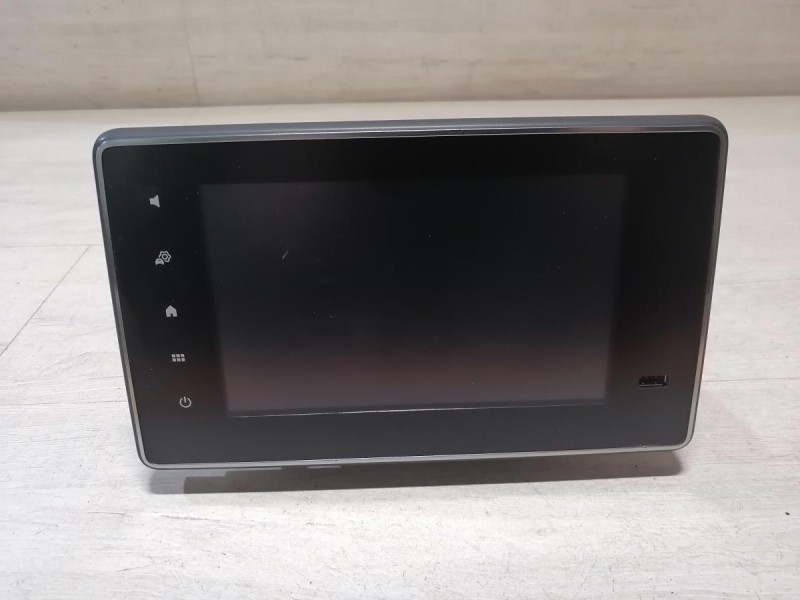 Arkana №2 магнитола штатная