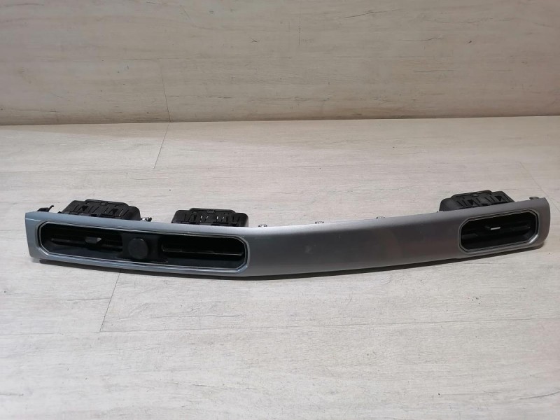 Arkana №2 дефлектор торпедо центральный боковой правый накладка деф