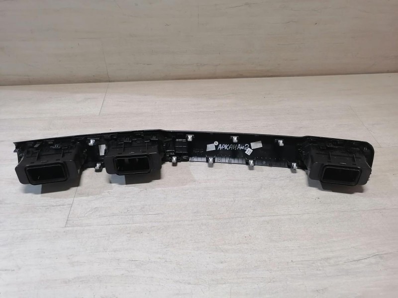 Arkana №2 дефлектор торпедо центральный боковой правый накладка деф