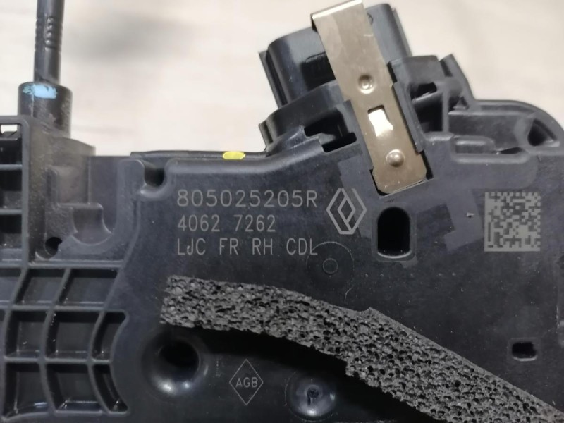 Arkana №2 замок двери передний правый