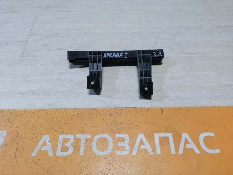 Arkana №2 направляющая стекла двери задняя левая