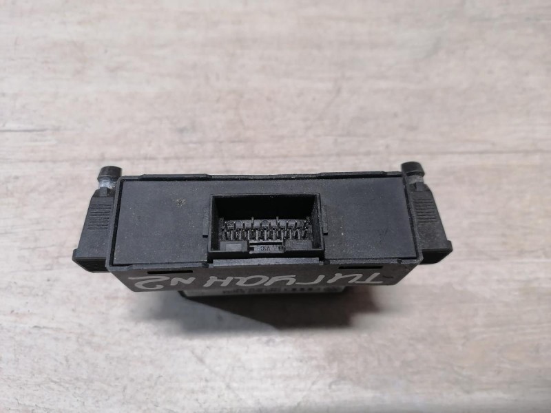 Tiguan №2 блок электронный gateway 7n0907530