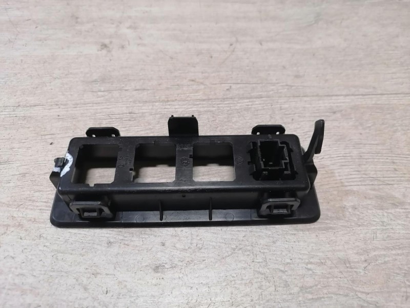 Arkana №2 накладка торпедо под блок кнопок деф