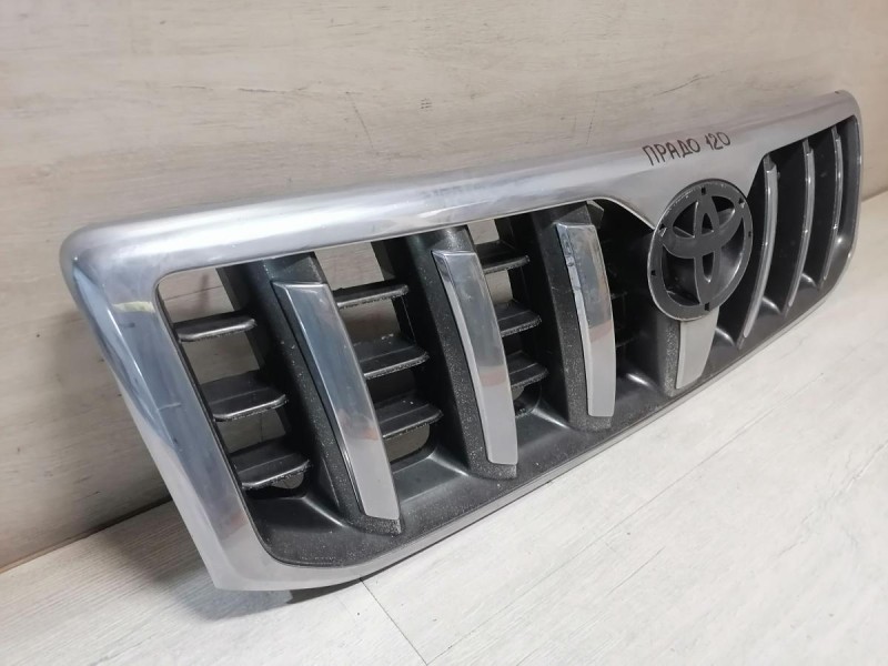 Prado 120 П решетка радиатора деф