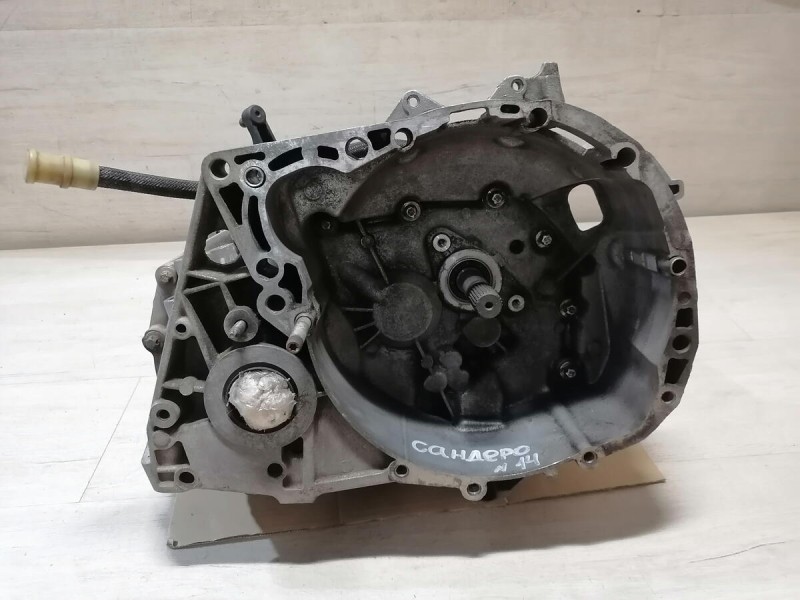 Sandero №14 коробка мкпп рест пробег 90 тыс.км.