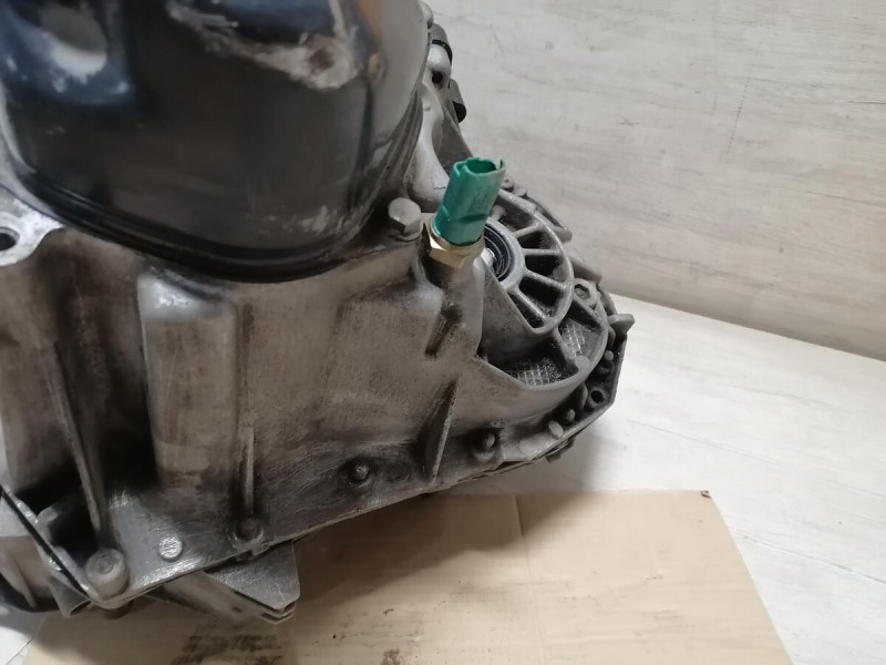 Sandero №14 коробка мкпп рест пробег 90 тыс.км.