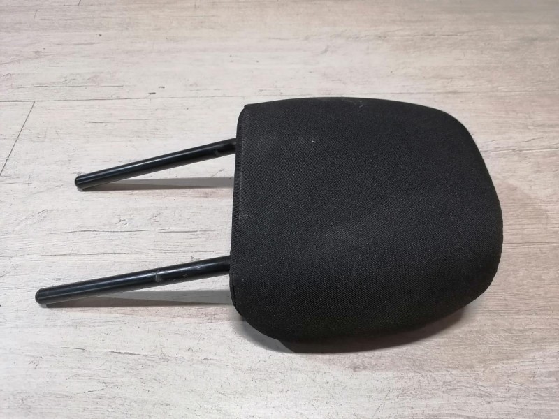 Sandero №14 подголовник заднего дивана к-кт