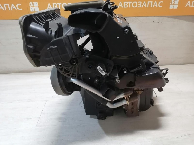 Sandero №14 печка корпус под климат контроль